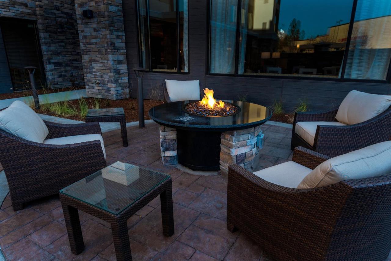 Staybridge Suites Coeur D'Alene By Ihg Экстерьер фото